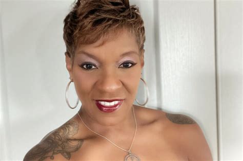 I have a nice studio located on the East side of Orlando it is safe and quiet. My studio is clean and has a shower that you may use before or after the appointment. I have a professional massage table and various types of oils and lotions for your preference. My hours of availability are